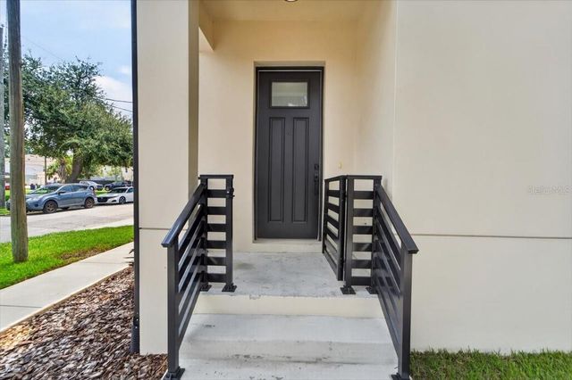 2501 W NORTH A STREET B, Tampa, FL 33609