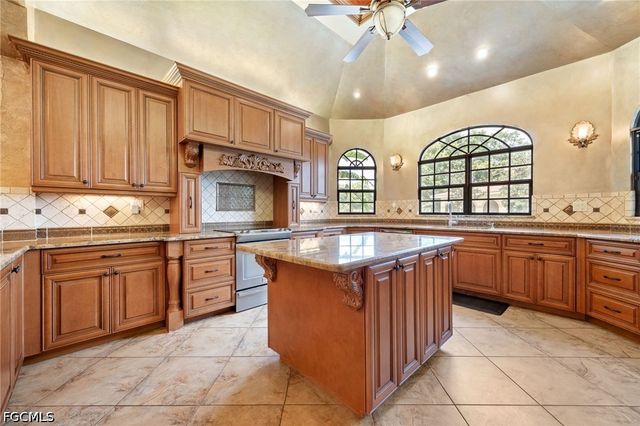 16100 N River RD, Alva, FL 33920