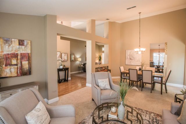 9513 Laguna Lake Way, Elk Grove, CA 95758