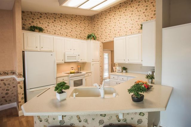 9513 Laguna Lake Way, Elk Grove, CA 95758