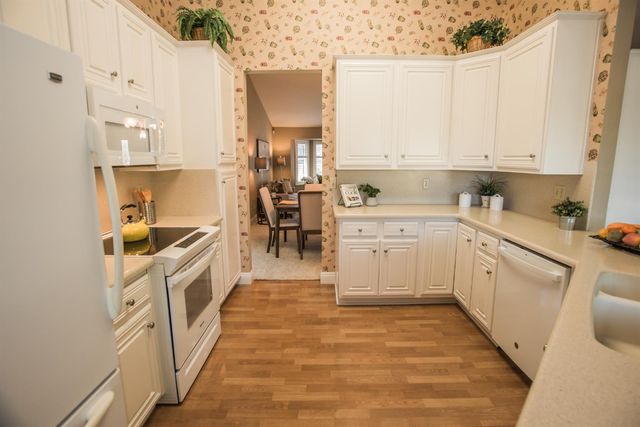 9513 Laguna Lake Way, Elk Grove, CA 95758