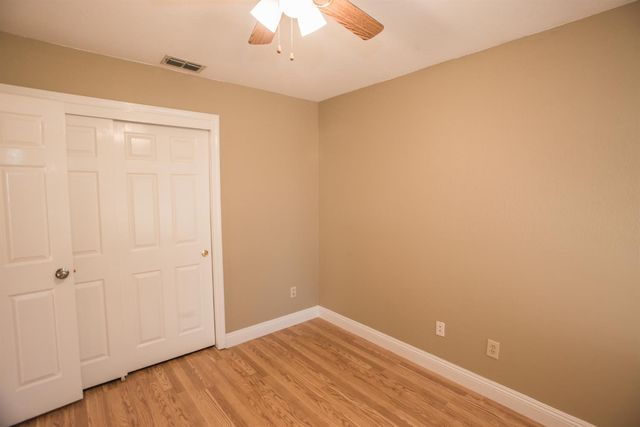 9513 Laguna Lake Way, Elk Grove, CA 95758