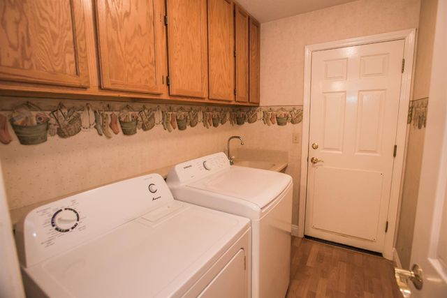 9513 Laguna Lake Way, Elk Grove, CA 95758