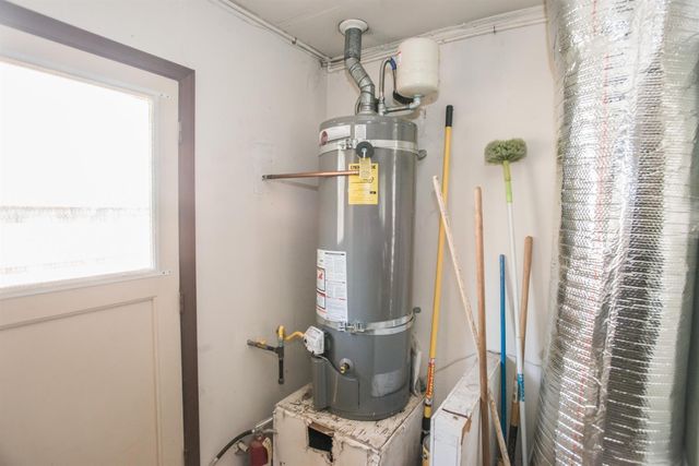 9513 Laguna Lake Way, Elk Grove, CA 95758