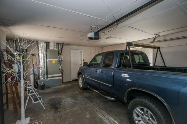 9513 Laguna Lake Way, Elk Grove, CA 95758