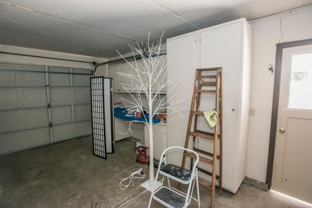 9513 Laguna Lake Way, Elk Grove, CA 95758