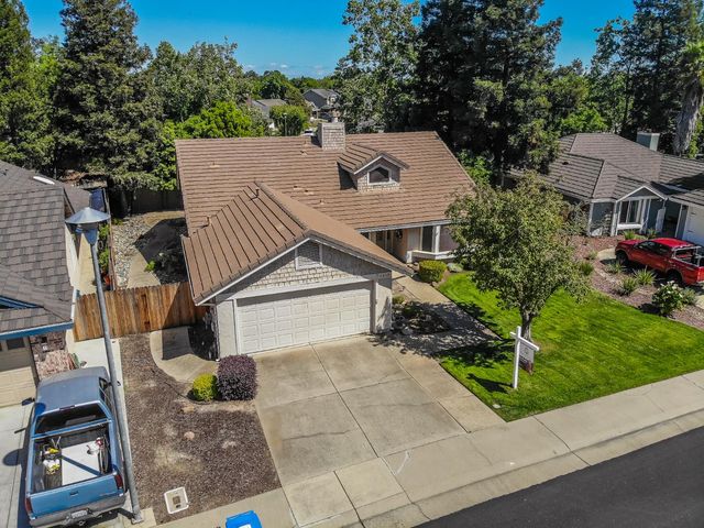 9513 Laguna Lake Way, Elk Grove, CA 95758
