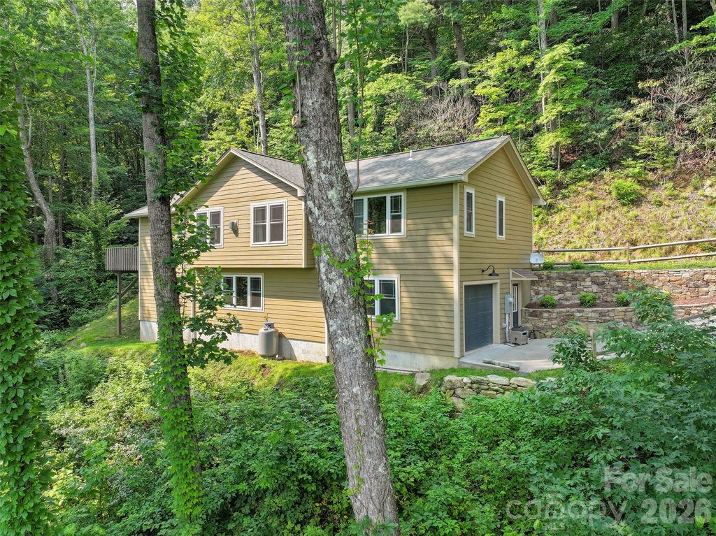 297 Triple Creek Drive, Clyde, NC 28721