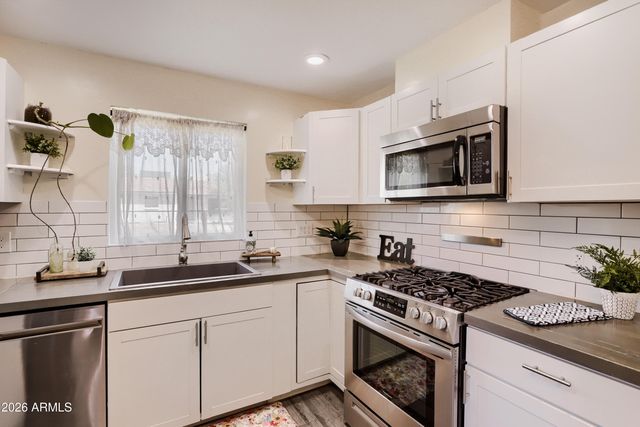 1116 S HOLBROOK Lane, Tempe, AZ 85281