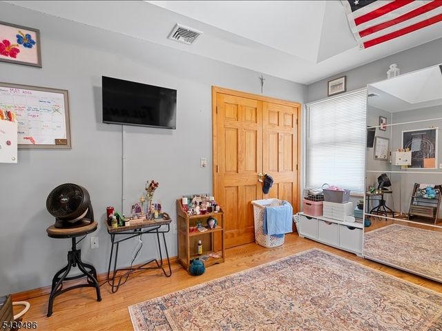 71 Bergen Dr, Little Falls Twp., NJ 07424