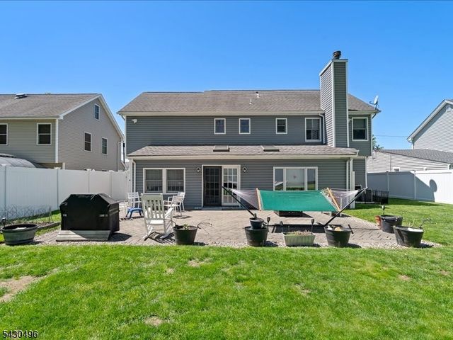 71 Bergen Dr, Little Falls Twp., NJ 07424