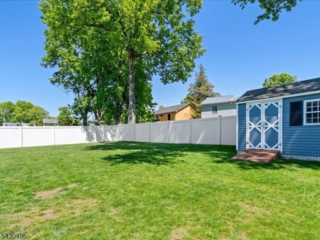 71 Bergen Dr, Little Falls Twp., NJ 07424