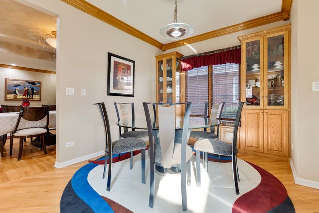 5705 S Natoma Avenue, Chicago, IL 60638