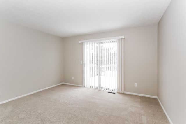 2980 Blue Moon Drive, Columbus, OH 43232