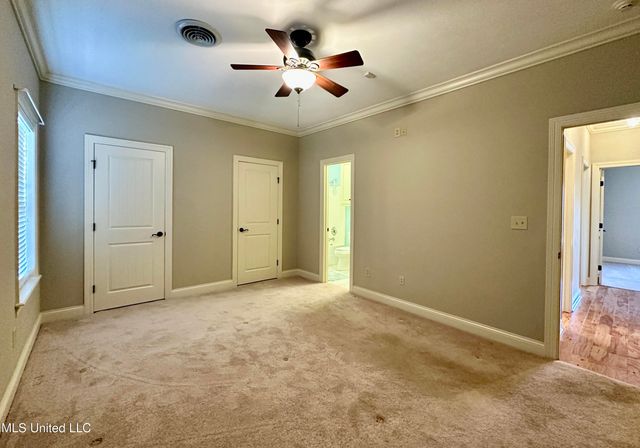 109 Grande Oaks Drive, Byram, MS 39272