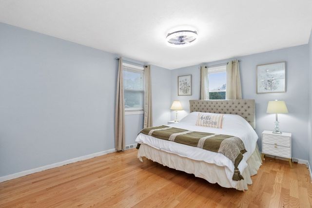 30 Lantern Ln, Randolph, MA 02368
