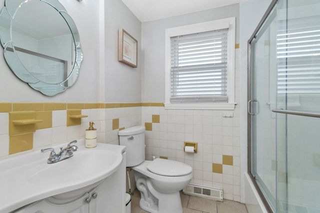 30 Lantern Ln, Randolph, MA 02368