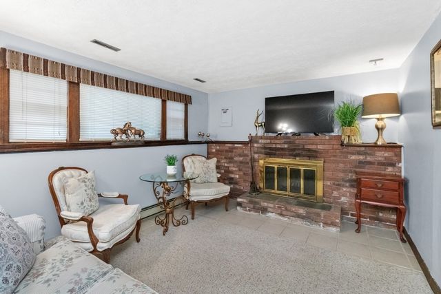 30 Lantern Ln, Randolph, MA 02368