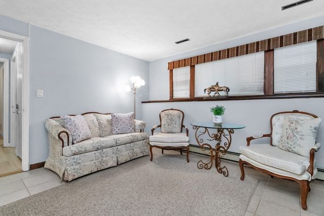 30 Lantern Ln, Randolph, MA 02368