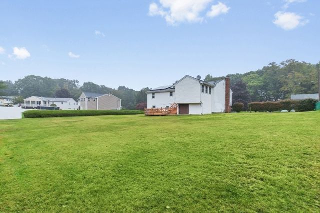 30 Lantern Ln, Randolph, MA 02368