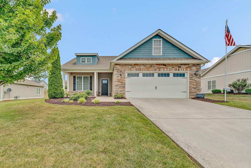 254 Altamira DR, Roanoke, VA 24019