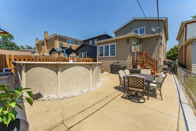 2030 N 72nd Court, Elmwood Park, IL 60707