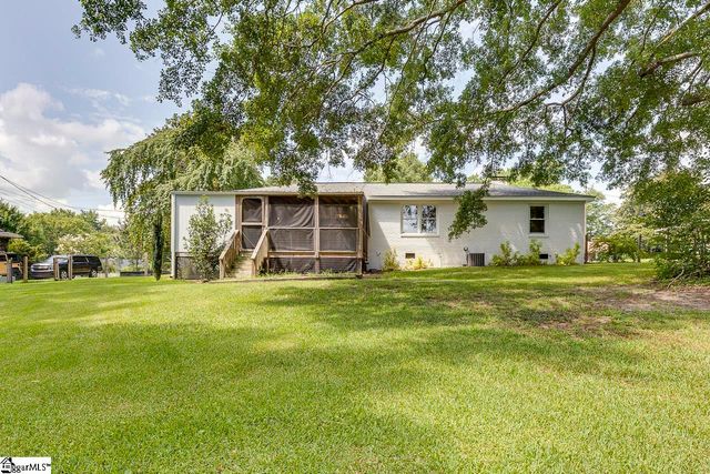 215 Elaine Avenue, Taylors, SC 29687