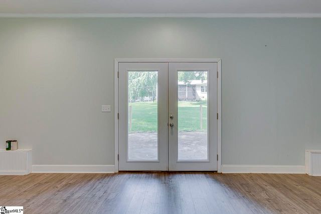 215 Elaine Avenue, Taylors, SC 29687