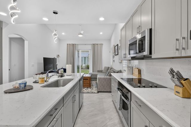 12929 Trevi Isle Drive, Palm Beach Gardens, FL 33418