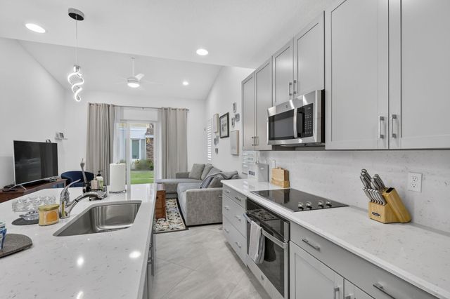 12929 Trevi Isle Drive, Palm Beach Gardens, FL 33418
