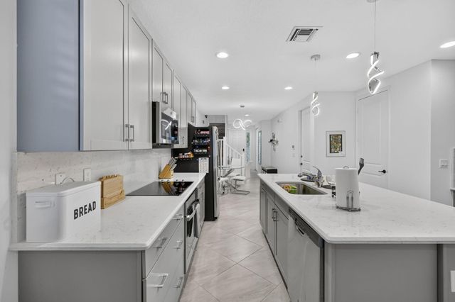 12929 Trevi Isle Drive, Palm Beach Gardens, FL 33418