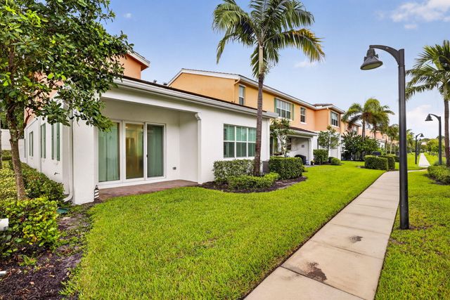 12929 Trevi Isle Drive, Palm Beach Gardens, FL 33418