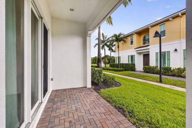 12929 Trevi Isle Drive, Palm Beach Gardens, FL 33418