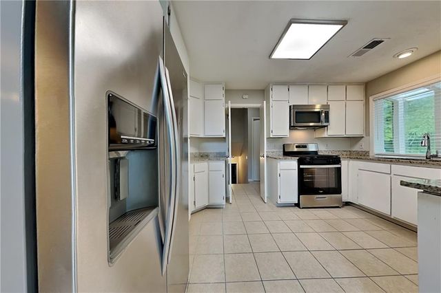 5142 Manitou Way, Stone Mountain, GA 30087