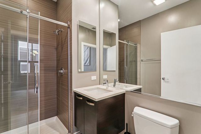 20 N Carpenter Street 4N, Chicago, IL 60607