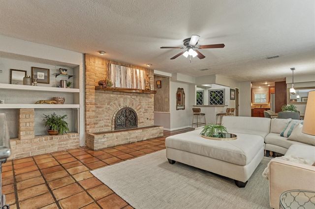 6506 Fawnwood Drive, Spring, TX 77389