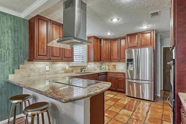 6506 Fawnwood Drive, Spring, TX 77389