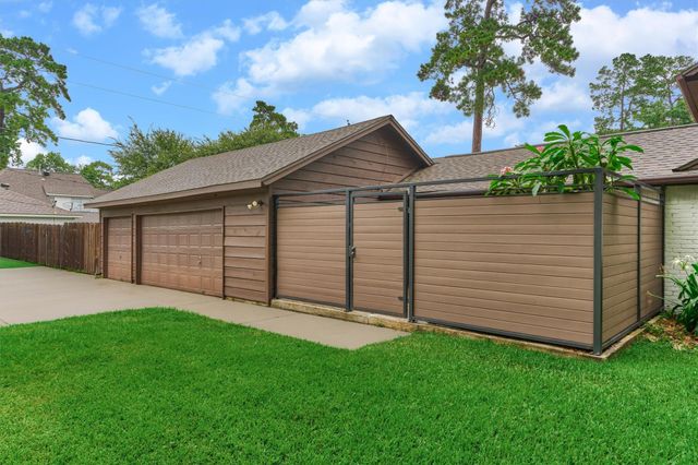 6506 Fawnwood Drive, Spring, TX 77389
