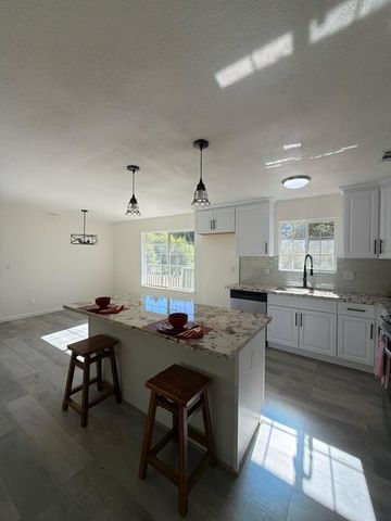 4895 Marshall Rd, Garden Valley, CA 95633
