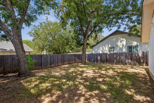 1900 Rampart CIR, Austin, TX 78727