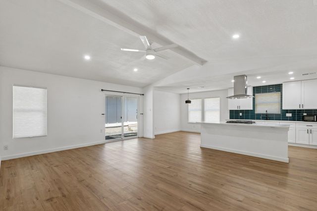 1900 Rampart CIR, Austin, TX 78727