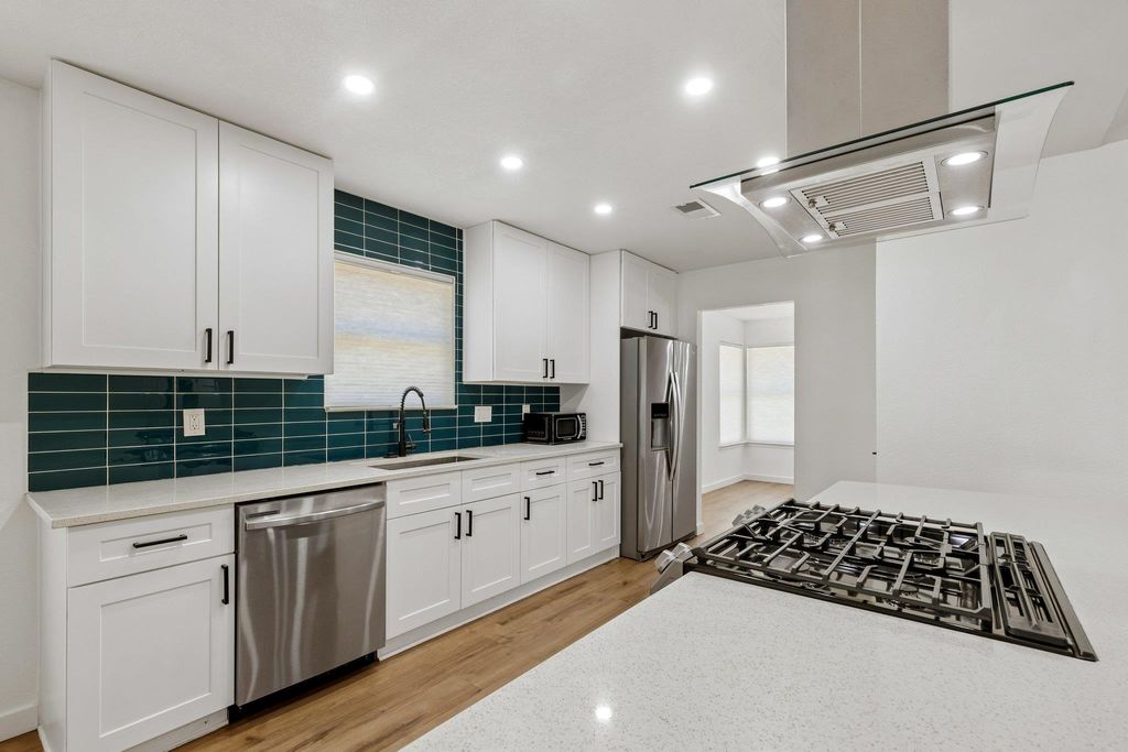 1900 Rampart CIR, Austin, TX 78727