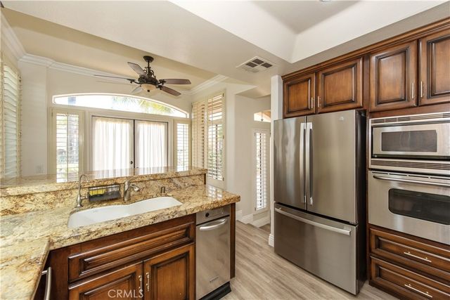 9 Avenida Daroca, Coto De Caza, CA 92679