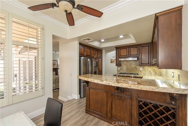 9 Avenida Daroca, Coto De Caza, CA 92679
