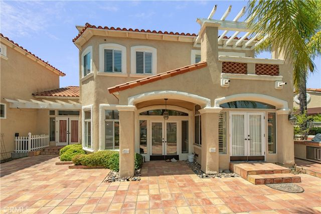 9 Avenida Daroca, Coto De Caza, CA 92679