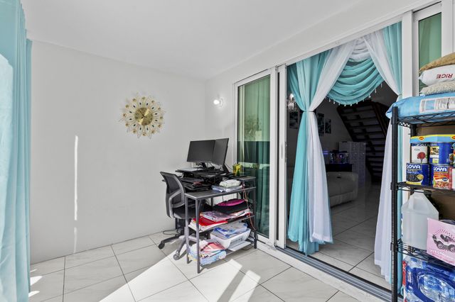 218 Foxtail Drive B, Greenacres, FL 33415