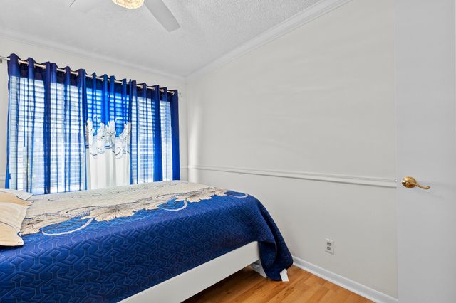 218 Foxtail Drive B, Greenacres, FL 33415