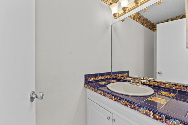 218 Foxtail Drive B, Greenacres, FL 33415