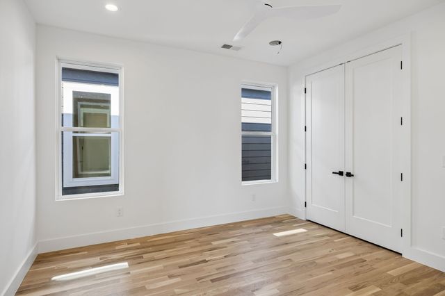 3224A Curtis St, Nashville, TN 37218