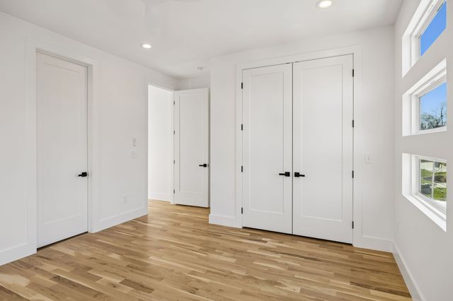 3224A Curtis St, Nashville, TN 37218